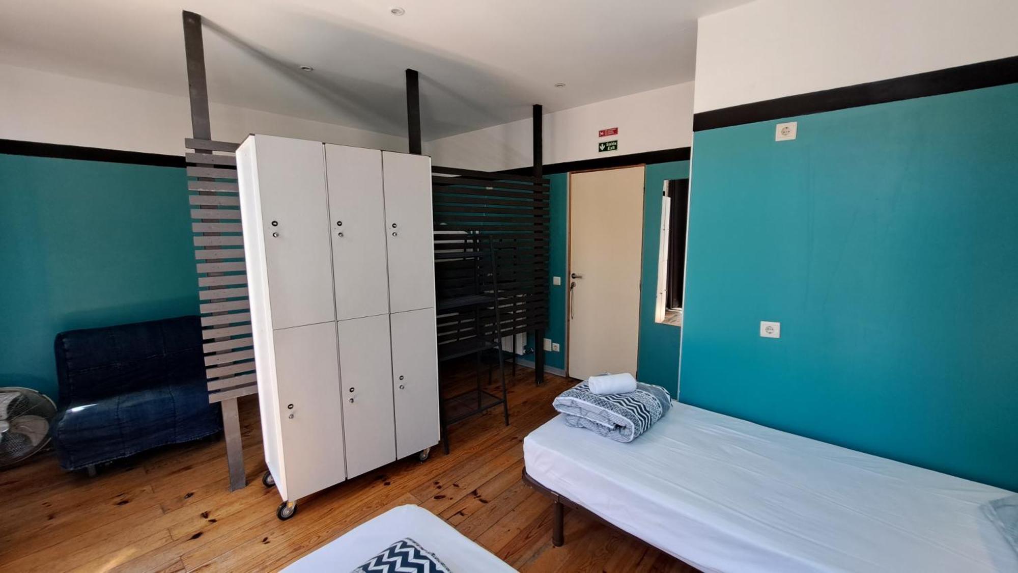 Póvoa de Varzim Sardines And Friends Hostel 04 חדר תמונה